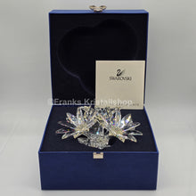 Lade das Bild in den Galerie-Viewer, SWAROVSKI Maxi Blume Blumenarrangement 252976