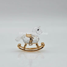 Lade das Bild in den Galerie-Viewer, SWAROVSKI Memories Schaukelpferd Gold 199447