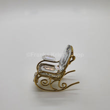 Lade das Bild in den Galerie-Viewer, SWAROVSKI Memories Schaukelstuhl 243442