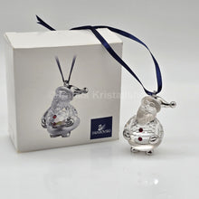 Lade das Bild in den Galerie-Viewer, SWAROVSKI Memories Weihnachtsmann Ornament Rhodium 681336