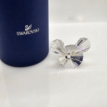 Lade das Bild in den Galerie-Viewer, SWAROVSKI Disney Mickey Mouse Schild Showcase 835357 oE