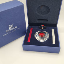 Lade das Bild in den Galerie-Viewer, SWAROVSKI Herz Jahresherz 2004 Ornament 629510