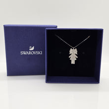 Lade das Bild in den Galerie-Viewer, SWAROVSKI Nao Girl Halskette Mädchen Anhänger Weiß, Rhodiniert 1081973 o.U.