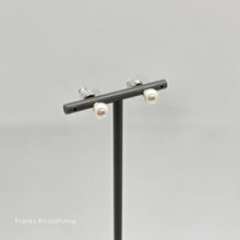 Lade das Bild in den Galerie-Viewer, SWAROVSKI Nice Feder Schmuckset Perlen Ohrstecker Collier Armband Weiß Rhodiniert oU