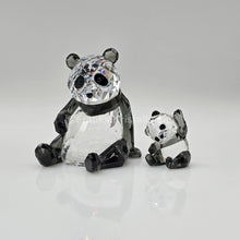 Lade das Bild in den Galerie-Viewer, SWAROVSKI Pandamutter und Kind 5063690 oU