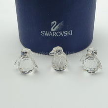 Lade das Bild in den Galerie-Viewer, SWAROVSKI Baby Pinguine 3er Set 209588