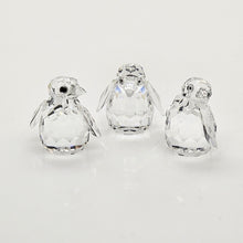 Lade das Bild in den Galerie-Viewer, SWAROVSKI Baby Pinguine 3er Set 209588