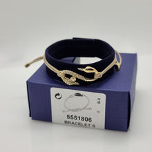 Lade das Bild in den Galerie-Viewer, SWAROVSKI Power S-Hook Armband Gold Größe S 5551806