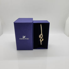 Lade das Bild in den Galerie-Viewer, SWAROVSKI Power S-Hook Armband Gold Größe M 5508527