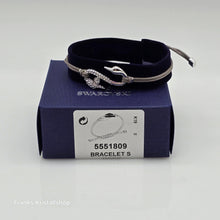 Lade das Bild in den Galerie-Viewer, SWAROVSKI Power S-Hook Armband Grau Größe S 5551809