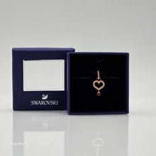 Lade das Bild in den Galerie-Viewer, SWAROVSKI Remix Collection Charm Herz Anhänger 5441398