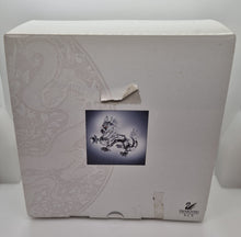 Lade das Bild in den Galerie-Viewer, SWAROVSKI SCS Jahresfigur 1997 Der Drache 208398