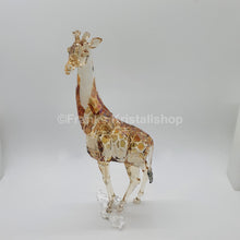Lade das Bild in den Galerie-Viewer, SWAROVSKI SCS Jahresfigur 2018 Giraffe Mudiwa 5301550