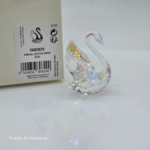 Lade das Bild in den Galerie-Viewer, SWAROVSKI SCS Jahresfigur 2024 Schwan 5680829