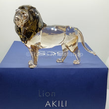 Lade das Bild in den Galerie-Viewer, SWAROVSKI SCS Jahresfigur Löwe Akili 2016 5135894 oU