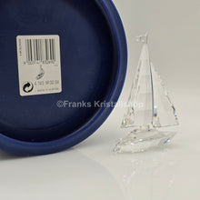 Lade das Bild in den Galerie-Viewer, SWAROVSKI Segelboot komplett mit Fahne 183269