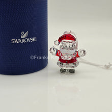 Lade das Bild in den Galerie-Viewer, SWAROVSKI Santa Claus Weihnachtsmann Ornament 5286070 oE