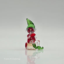 Lade das Bild in den Galerie-Viewer, SWAROVSKI Santas Elf sitzend 5402746