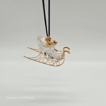 Lade das Bild in den Galerie-Viewer, SWAROVSKI Schlitten Ornament Memories Gold 842768