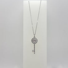 Lade das Bild in den Galerie-Viewer, SWAROVSKI Sparkling Dance Key Halskette Schlüssel, Rhodiniert 5368263
