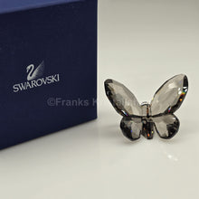 Lade das Bild in den Galerie-Viewer, SWAROVSKI Paradise Schmetterling Satin 952727