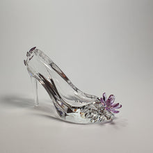 Lade das Bild in den Galerie-Viewer, SWAROVSKI Schuh mit Blume 5493712