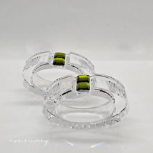 Lade das Bild in den Galerie-Viewer, Swarovski Serviettenringe Rainbow Olivine 2er Set 276685