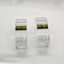 Lade das Bild in den Galerie-Viewer, Swarovski Serviettenringe Rainbow Olivine 2er Set 276685