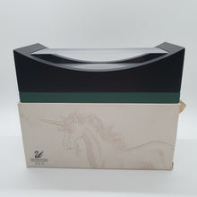 Lade das Bild in den Galerie-Viewer, SWAROVSKI Sockel zu SCS Jahresfigur 1996 Das Einhorn