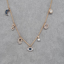 Lade das Bild in den Galerie-Viewer, SWAROVSKI Halskette Mond, Unendlichzeichen, Hand, Augensymbol, Hufeisen 5497664 oU