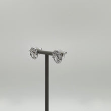 Lade das Bild in den Galerie-Viewer, SWAROVSKI Symbolic Tree of Life Ohrstecker Lebensbaum Weiß, Rhodiniert 5540301