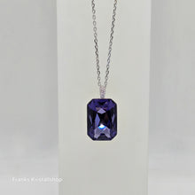 Lade das Bild in den Galerie-Viewer, SWAROVSKI Synthesis Halskette Violett Swanflower-Motiv 1158003