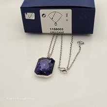 Lade das Bild in den Galerie-Viewer, SWAROVSKI Synthesis Halskette Violett Swanflower-Motiv 1158003