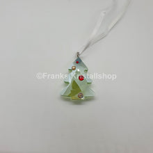 Lade das Bild in den Galerie-Viewer, SWAROVSKI Tannenbaum Ornament Grün 1096029