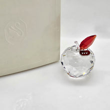 Lade das Bild in den Galerie-Viewer, SWAROVSKI Travel Memories New York Apfel 5672405