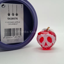 Lade das Bild in den Galerie-Viewer, SWAROVSKI Disney Vergifteter Apfel Schneewittchen 5428576
