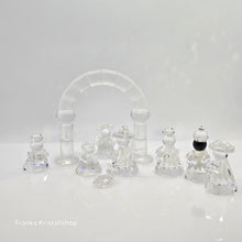 Lade das Bild in den Galerie-Viewer, SWAROVSKI Weihnachtskrippe 9-teilig Sonderausgabe im Koffer