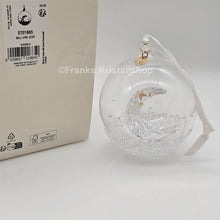 Lade das Bild in den Galerie-Viewer, SWAROVSKI Weihnachtskugel 2025 groß Mond 5701865