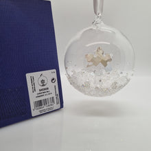 Lade das Bild in den Galerie-Viewer, SWAROVSKI Weihnachtskugel 2019 Groß Schneeflocke 5453636