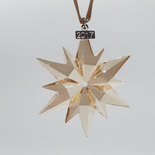 Lade das Bild in den Galerie-Viewer, SWAROVSKI Weihnachtsstern 2017 groß Gold SCS 5268827