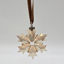 Lade das Bild in den Galerie-Viewer, SWAROVSKI Weihnachtsstern 2018 groß Gold SCS 5357982