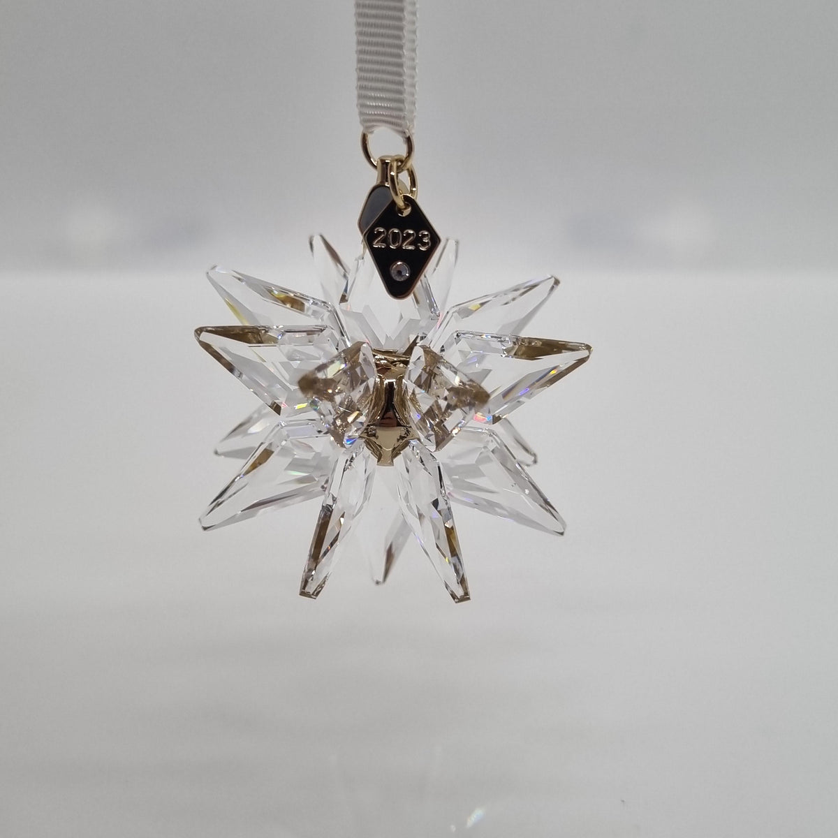 Stilvolle Swarovski Weihnachtsstern 2023 Bilder