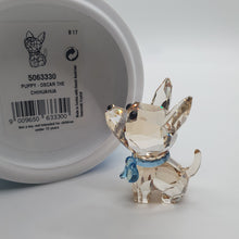 Lade das Bild in den Galerie-Viewer, SWAROVSKI Welpe Oscar der Chihuahua 5063330