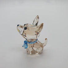 Lade das Bild in den Galerie-Viewer, SWAROVSKI Welpe Oscar der Chihuahua 5063330