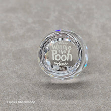 Lade das Bild in den Galerie-Viewer, SWAROVSKI Disney Winnie Puuh Namensschild Honigtopf 905772