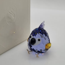 Lade das Bild in den Galerie-Viewer, SWAROVSKI All you Need are Birds Lilafarbener Ara Lila Papagei 5644843