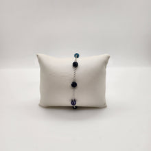 Lade das Bild in den Galerie-Viewer, SWAROVSKI Blow Kugel Armband Blau Größe M
