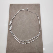 Lade das Bild in den Galerie-Viewer, SWAROVSKI Feder Halskette Collier Nice Rhodiniert 5493404
