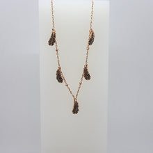 Lade das Bild in den Galerie-Viewer, SWAROVSKI Feder Halskette Naughty Roségold-Legierung