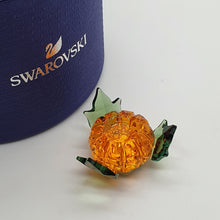 Lade das Bild in den Galerie-Viewer, SWAROVSKI Garden Tales Kürbis Magnet Groß 5594492